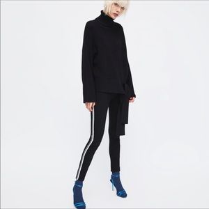 ZARA black jean with strip! NEW WITH OUT TAGS
